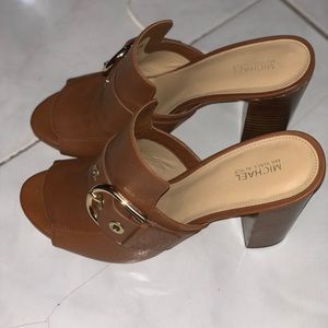 Michael lord high heels. SIZE 8.5 IN WOMENS